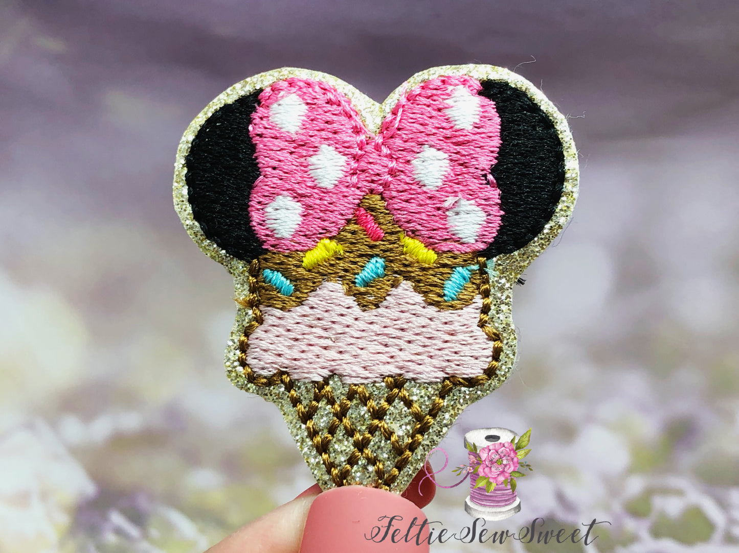 Minnie ice cream scoop, food and drink Felties